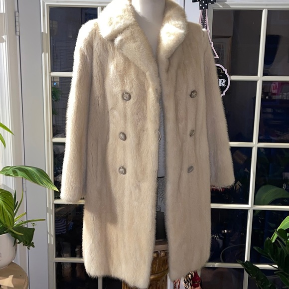 brianin furs Jackets & Blazers - Classic fur vintage coat